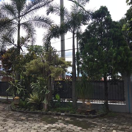 Villa & Guest House Batu Indah Batu (East Java) Exterior photo