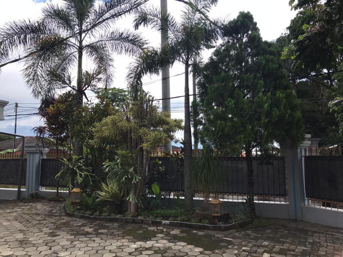 Villa & Guest House Batu Indah Batu (East Java) Exterior photo
